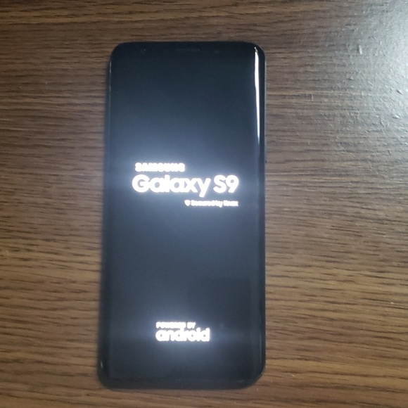 Samsung's galaxy s9 - Picture 1 of 3